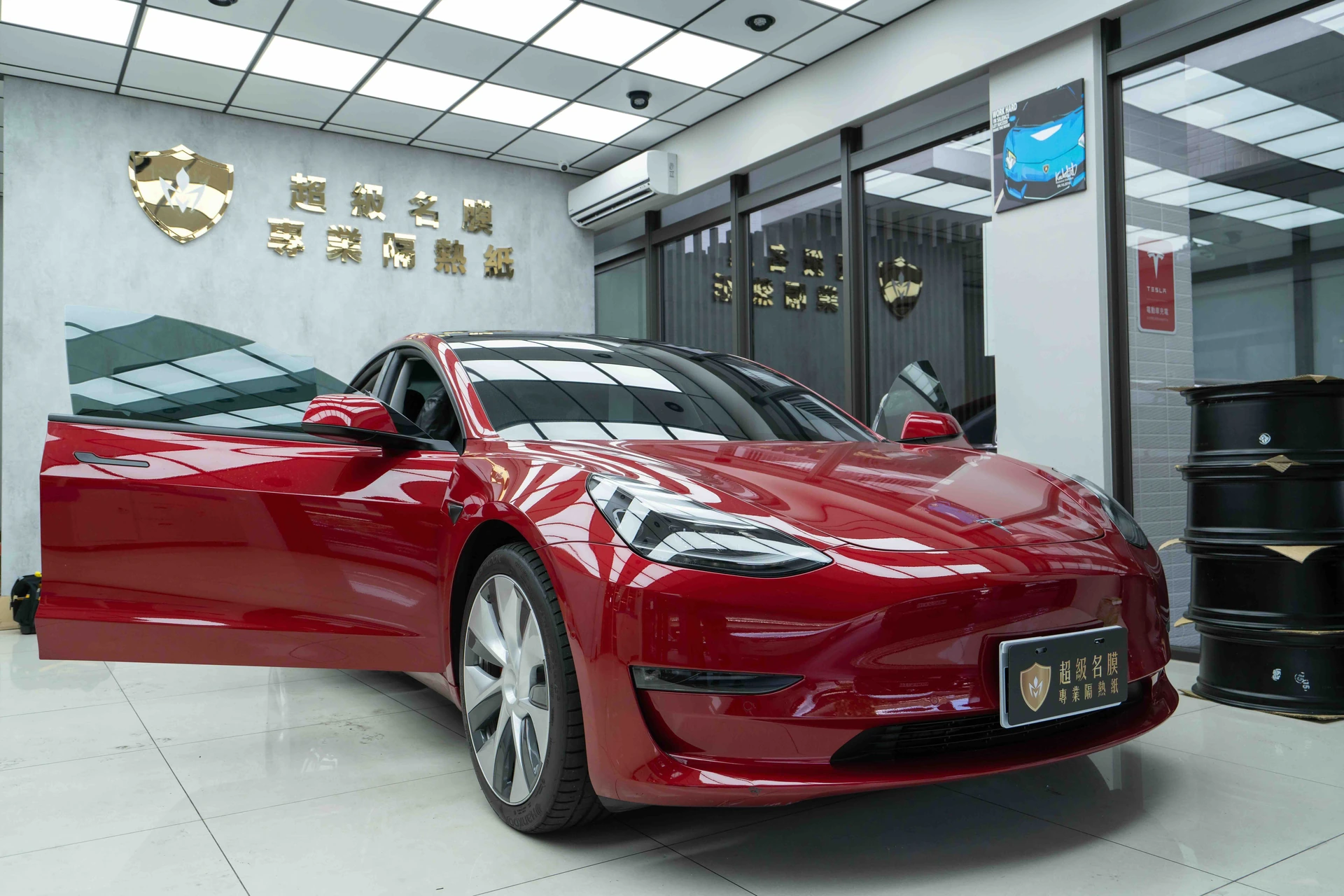 特斯拉隔熱紙推薦｜為什麼 Tesla 車主首選 V-KOOL？